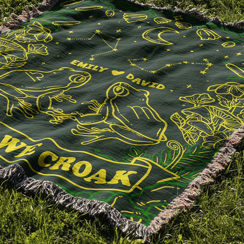 Customized Zodiac Sign Couple Frog Woven Blanket